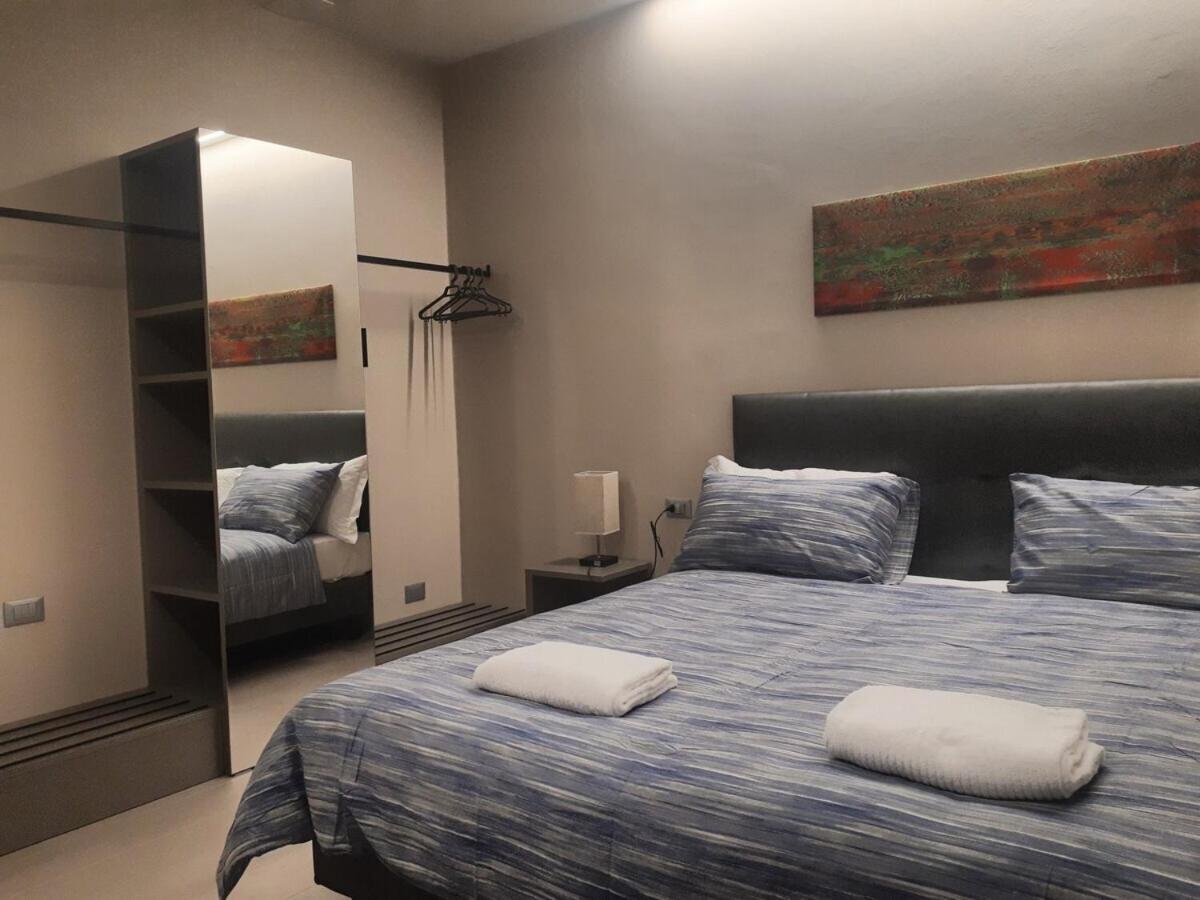 Smart Apartment Sei Chiese - Twa Bologna Ruang foto
