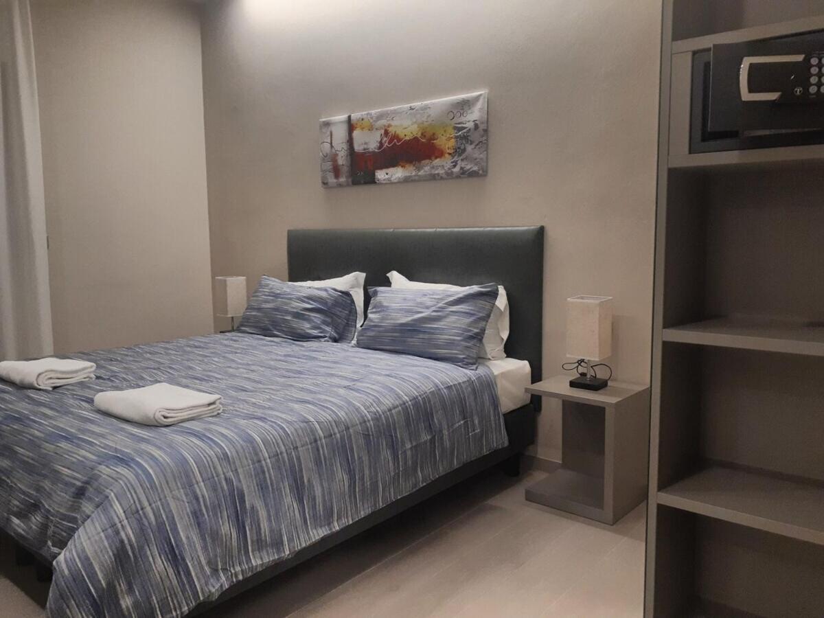 Smart Apartment Sei Chiese - Twa Bologna Bagian luar foto