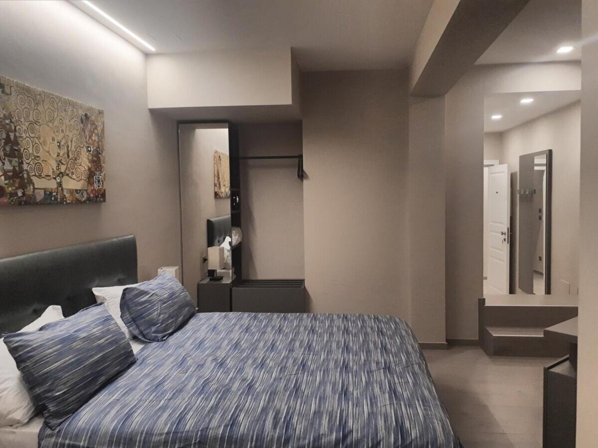 Smart Apartment Sei Chiese - Twa Bologna Bagian luar foto